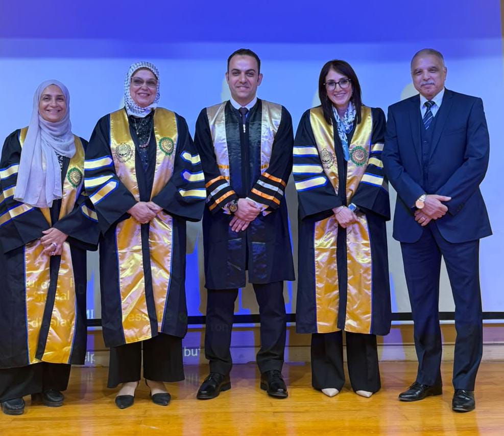 أحمد رزق يحصل على الدكتوراه في إدارة الأعمال من الأكاديمية العربية ورسالة علمية تطرح آفاقًا لتطوير الإدارة الصحية